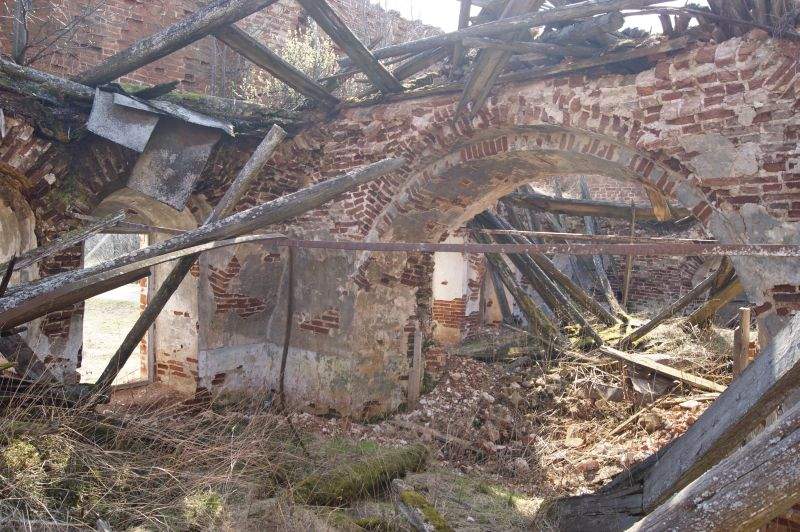 Церковь Введения во храм Пресвятой Богородицы, Оквад (Усть-Вымский район, Республика Коми). интерьер и убранство
