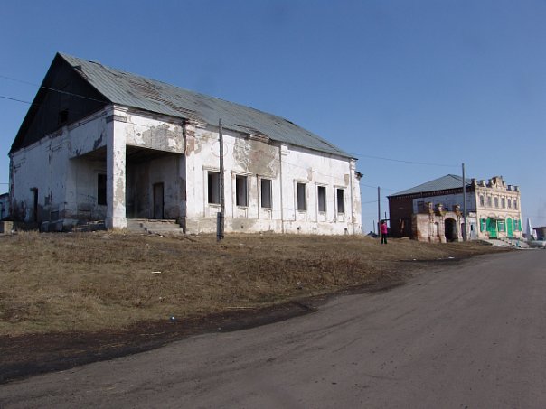 Церковь Покрова Пресвятой Богородицы, Верхний Яр (Далматовский район, Курганская область). общий вид в ландшафте, http://vkontakte.ru/club9803216