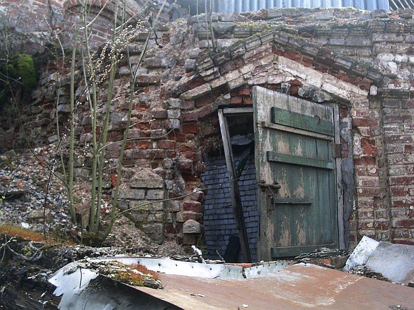 Церковь Рождества Христова, Андреаполь (Андреапольский район, Тверская область). дополнительная информация, сохранившийся наружный фрагмент престольной части северного придела
