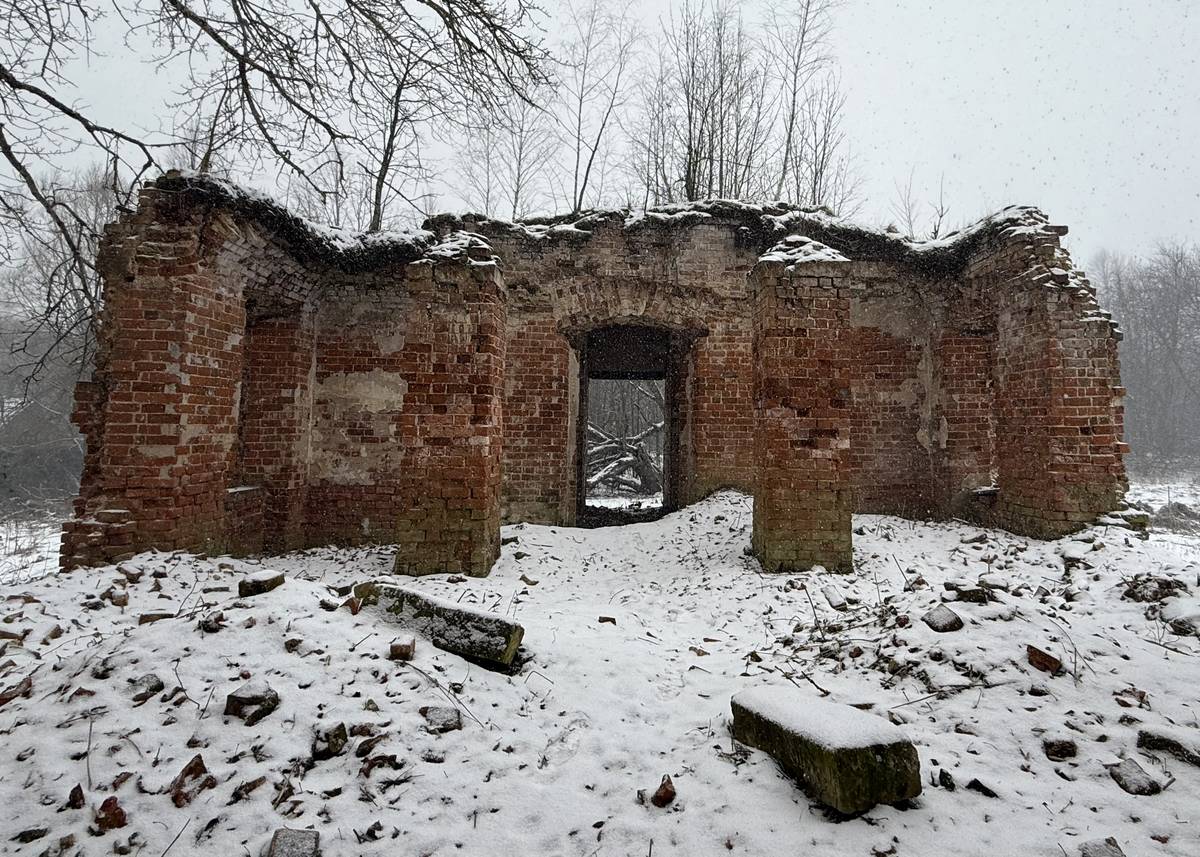 Церковь Казанской иконы Божией Матери, Турино (Заокский район, Тульская область). фасады, Вид с востока на трапезную и колокольню