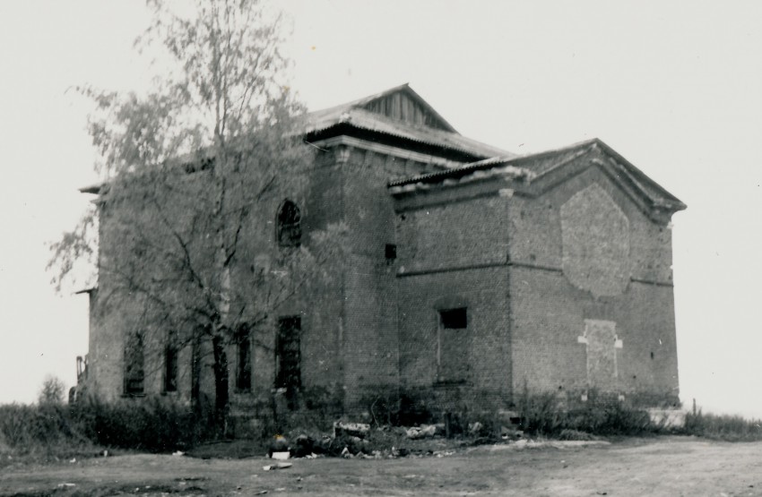 Церковь Воскресения Христова, Головеньки (Щёкинский район, Тульская область). фасады
