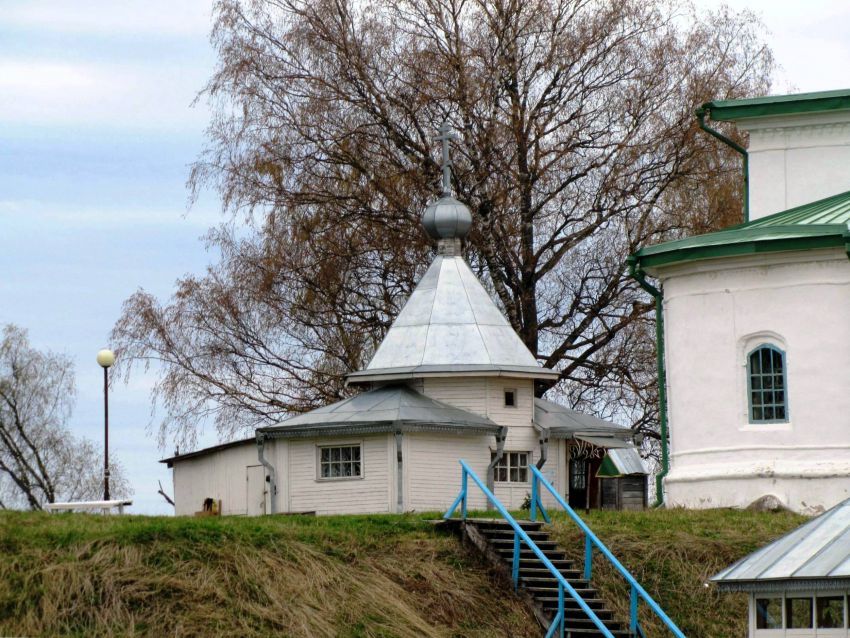 Усть-Вымь. Михаило-Архангельский мужской монастырь. Неизвестная часовня. фасады, вид с северо-востока