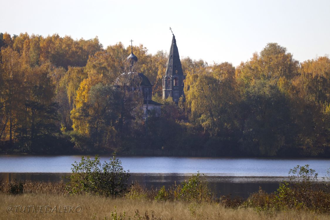 Дресвищи. Церковь Николая Чудотворца. общий вид в ландшафте