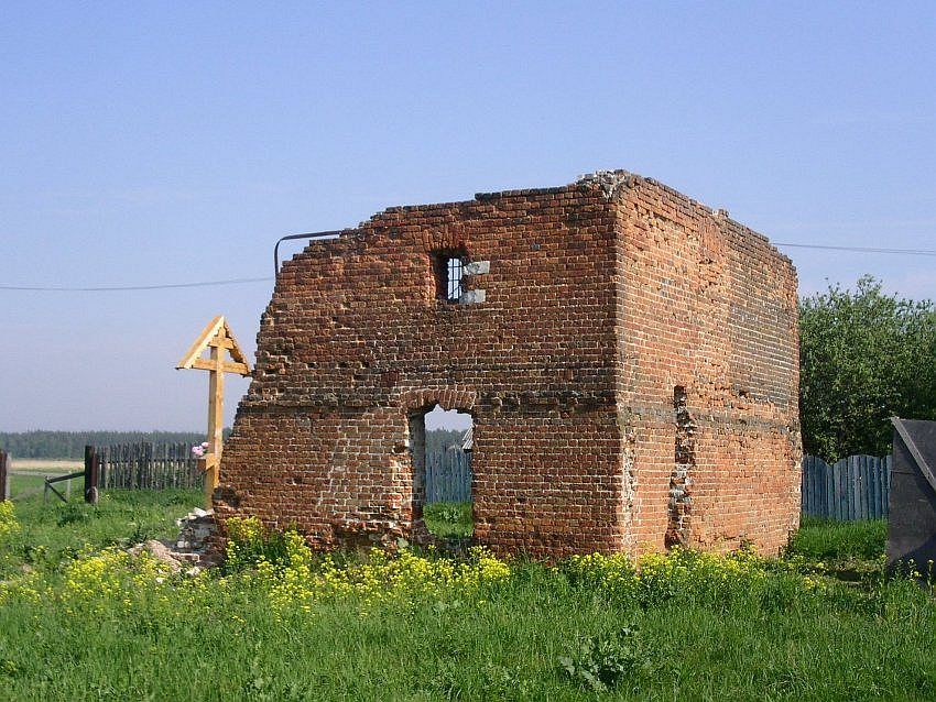 Елизарово. Неизвестная церковь. фасады, вид с юго-востока
