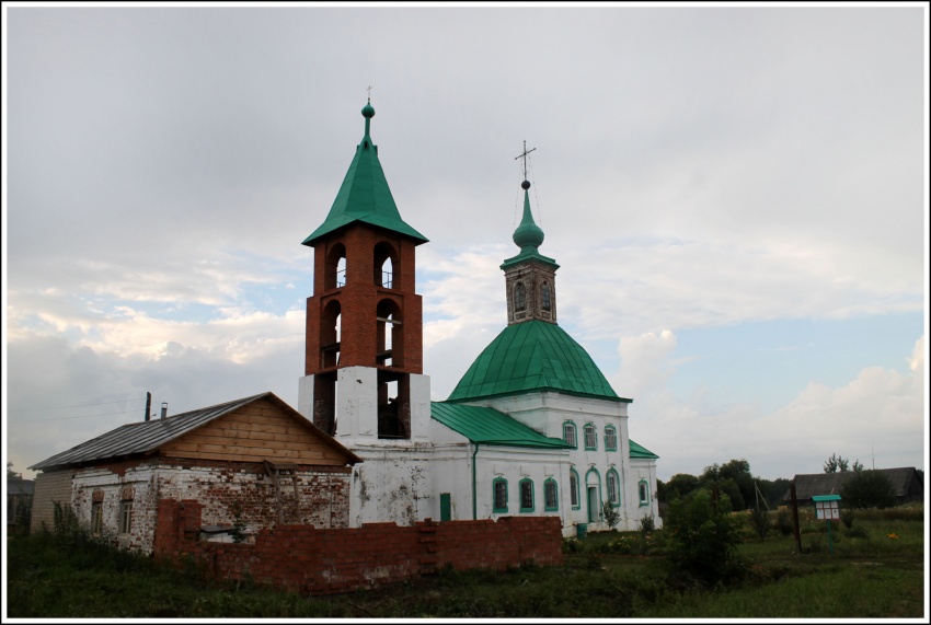 Морозово. Церковь Параскевы Пятницы. фасады