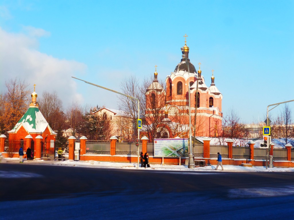 Часовня Георгия Победоносца в Ховрине, Ховрино (Северный административный округ (САО), г. Москва). общий вид в ландшафте
