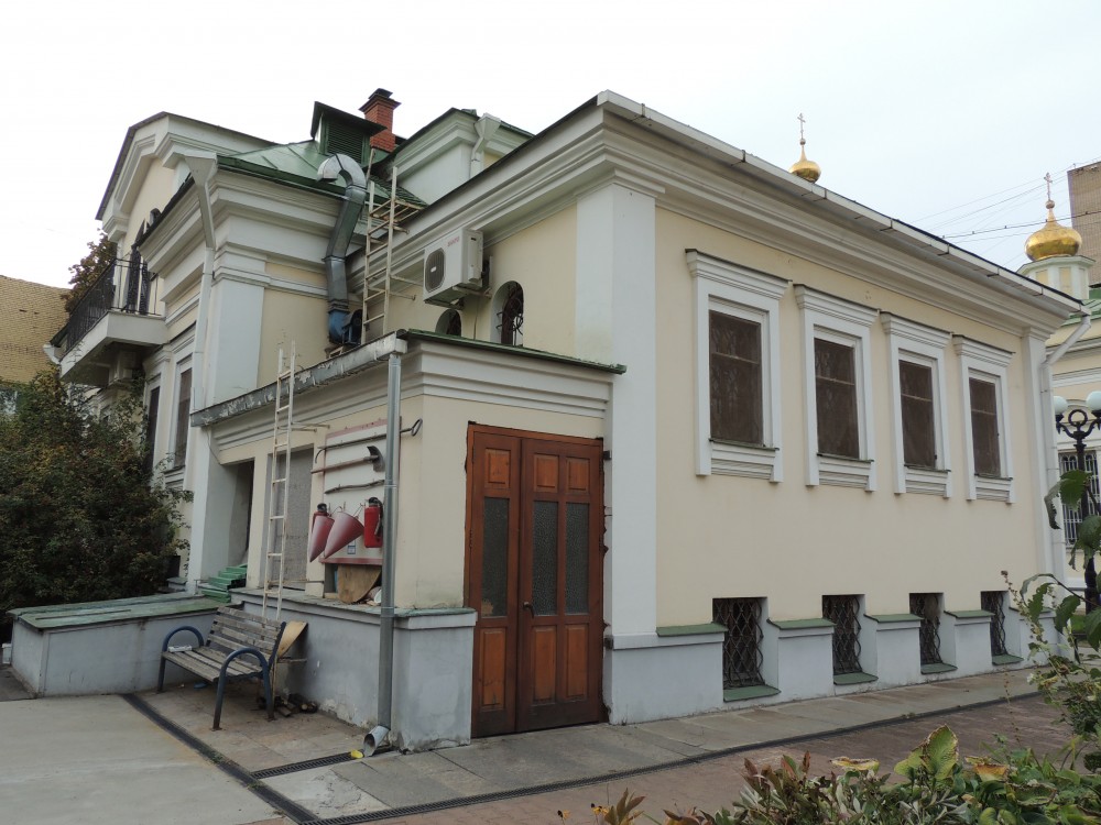 Крестильный храм Владимира равноапостольного в Кузнецкой Слободе, Замоскворечье (Центральный административный округ (ЦАО), г. Москва). фасады