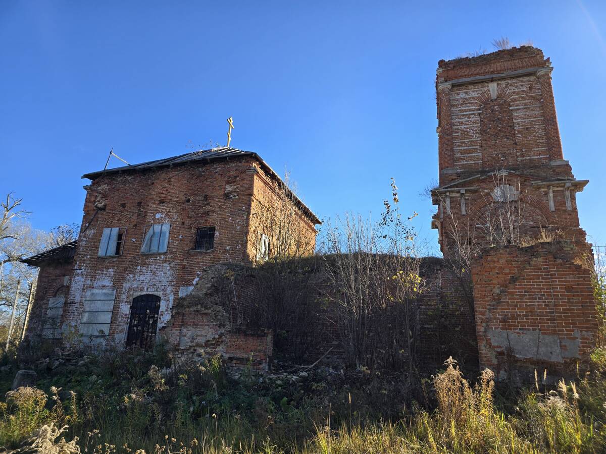 Церковь Георгия Победоносца, Ломинцево (Щёкинский район, Тульская область). фасады