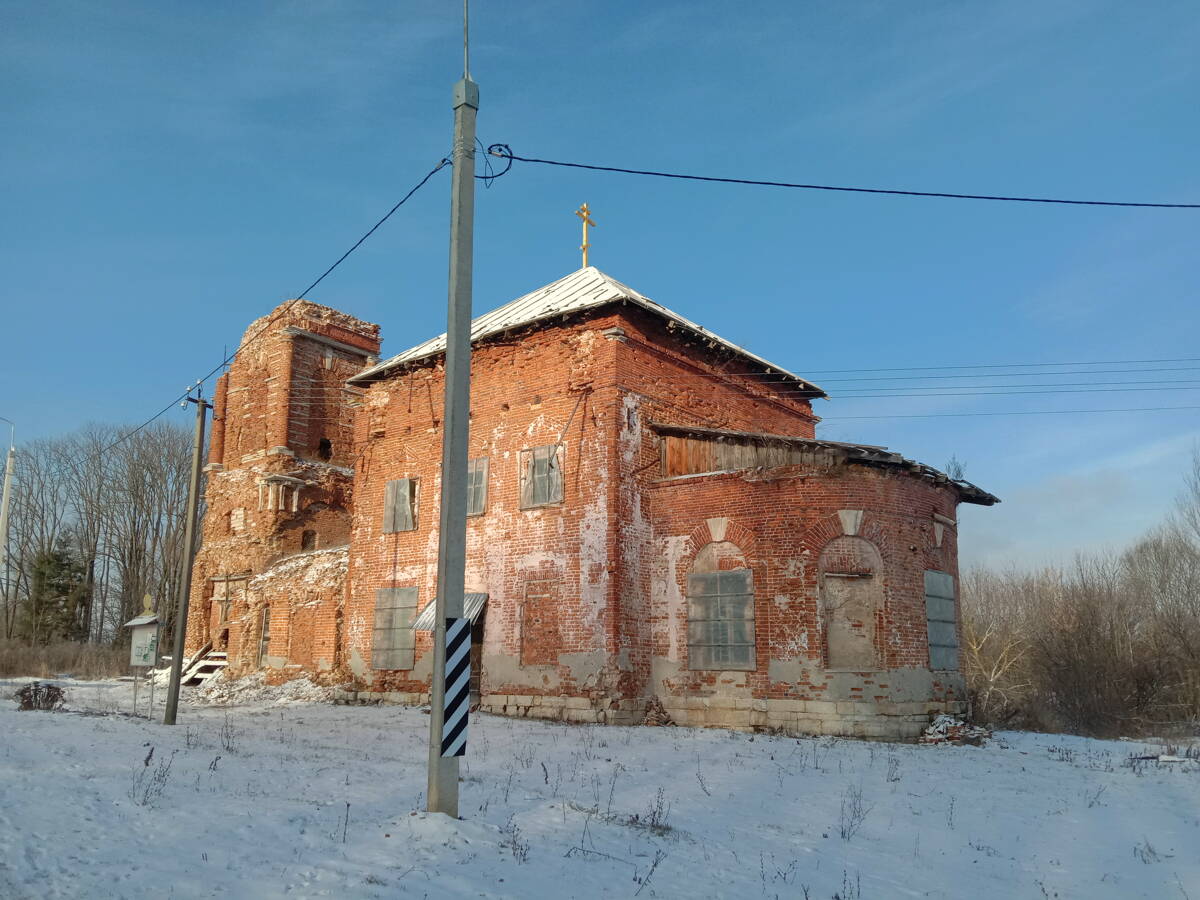 Церковь Георгия Победоносца, Ломинцево (Щёкинский район, Тульская область). фасады