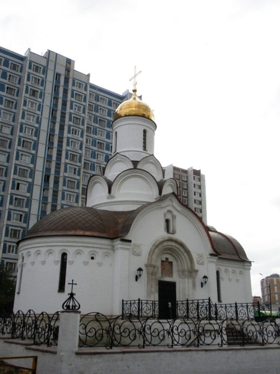 Церковь Владимира, митрополита Киевского в Свиблове (новая), Свиблово (Северо-Восточный административный округ (СВАО), г. Москва). фасады