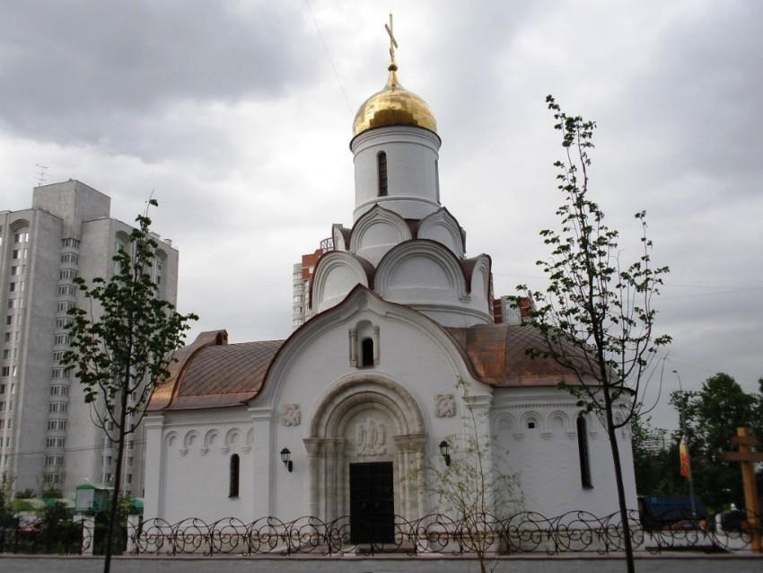 Церковь Владимира, митрополита Киевского в Свиблове (новая), Свиблово (Северо-Восточный административный округ (СВАО), г. Москва). фасады, Вид с юга