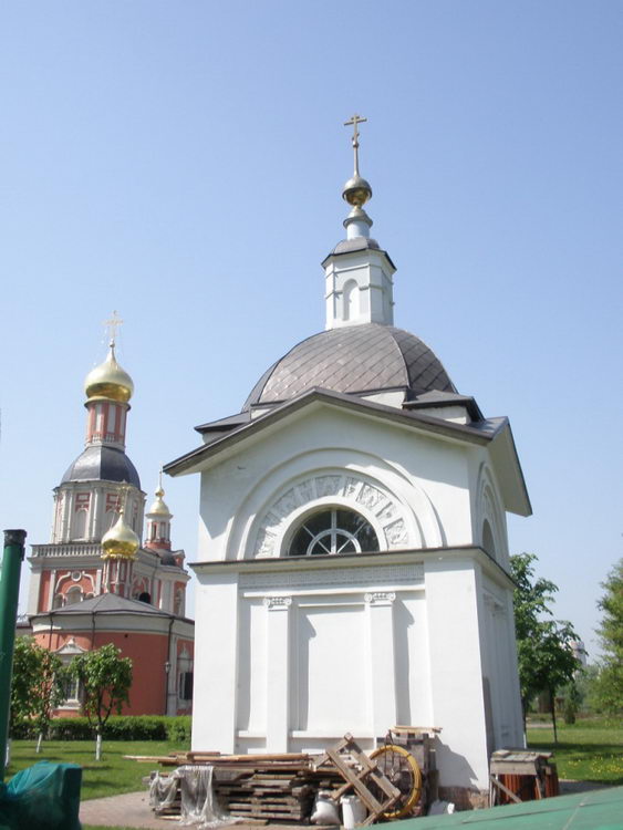 Часовня Воздвижения  Креста Господня в Свиблове, Свиблово (Северо-Восточный административный округ (СВАО), г. Москва). фасады, Вид  с  востока