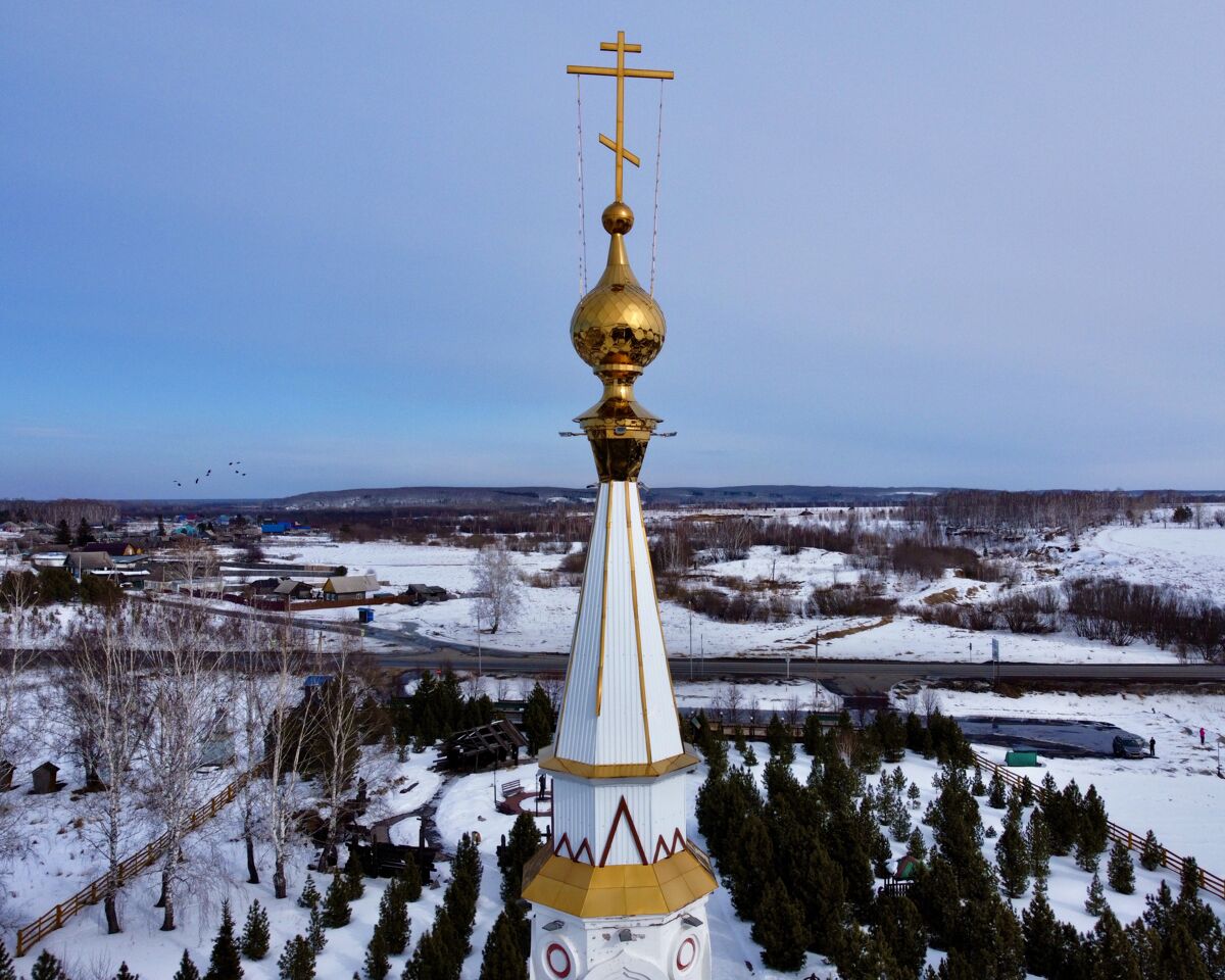 Часовня Анастасии Узорешительницы, Мариинск (Мариинский район, Кемеровская область). архитектурные детали, Глава