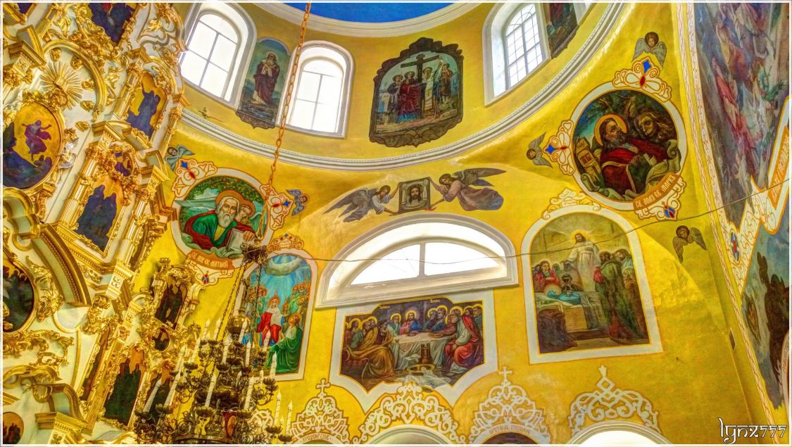 Церковь Казанской иконы Божией Матери, Можга, село (Можгинский район и г. Можга, Республика Удмуртия). интерьер и убранство