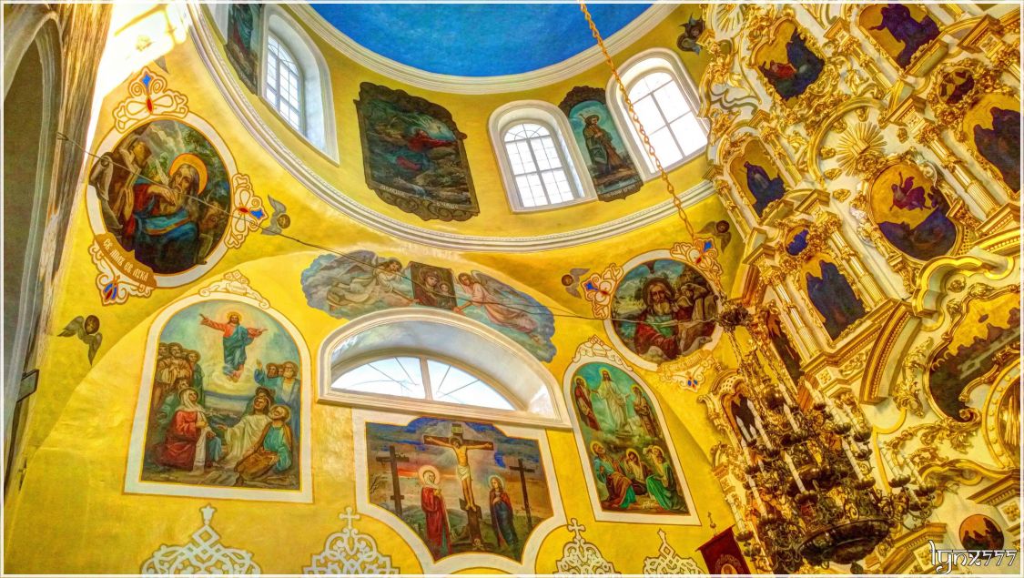 Церковь Казанской иконы Божией Матери, Можга, село (Можгинский район и г. Можга, Республика Удмуртия). интерьер и убранство