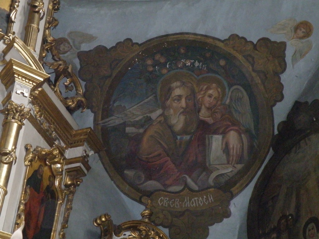 Церковь Казанской иконы Божией Матери, Можга, село (Можгинский район и г. Можга, Республика Удмуртия). интерьер и убранство, Росписи интерьера на переходе от четверика к ротонде: образ святого евангелиста Матфея