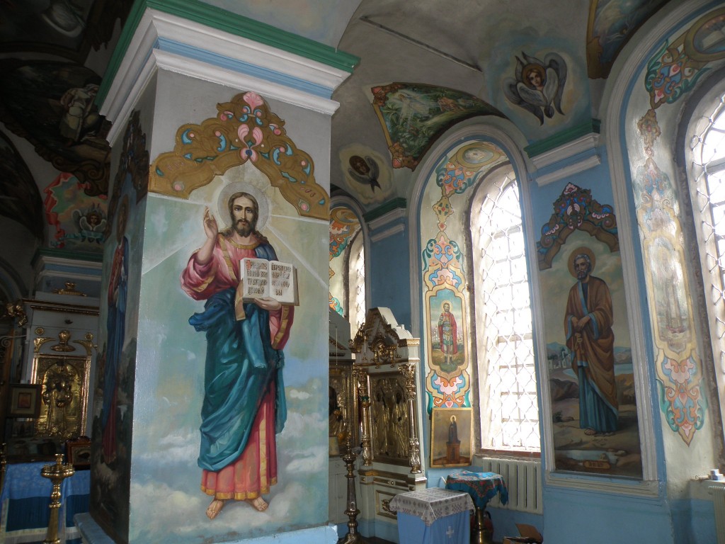 Церковь Казанской иконы Божией Матери, Можга, село (Можгинский район и г. Можга, Республика Удмуртия). интерьер и убранство