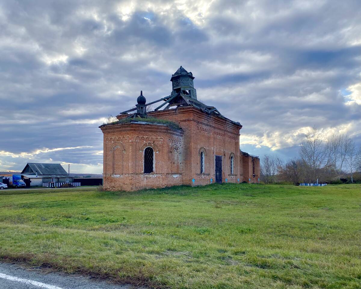 Церковь Михаила Архангела, Сорокина (Омутинский район, Тюменская область). фасады, Вид с СВ