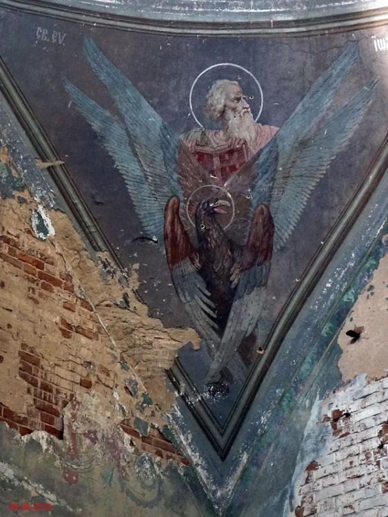 Церковь Троицы Живоначальной, Татарские Челны (Менделеевский район, Республика Татарстан). интерьер и убранство