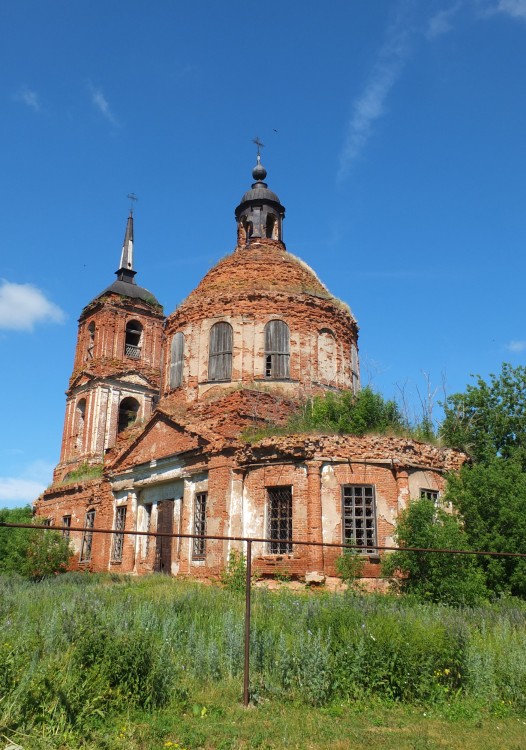 Церковь Троицы Живоначальной, Татарские Челны (Менделеевский район, Республика Татарстан). фасады