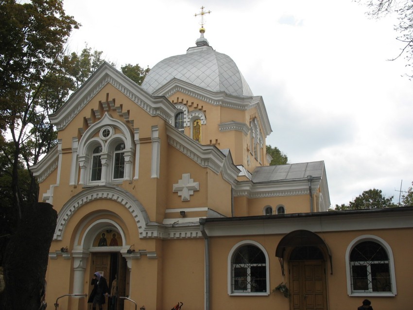 Одесса. Церковь Адриана и Наталии. фасады