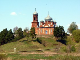 Криуши. Церковь Петра и Павла