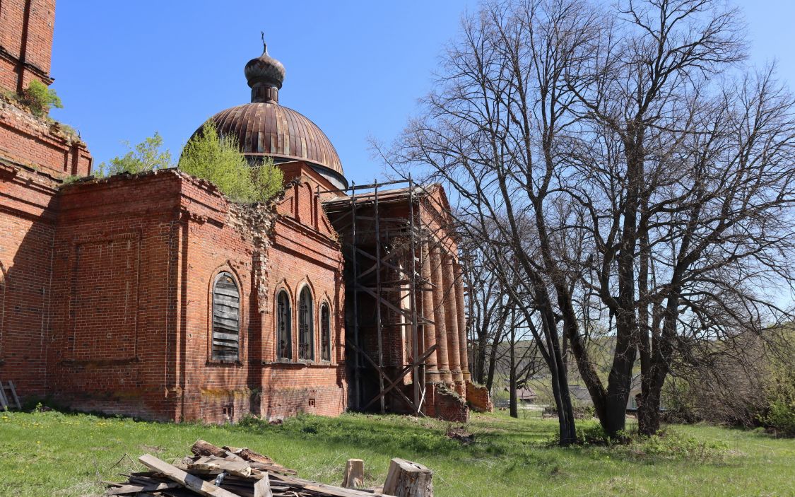 Церковь Николая Чудотворца, Казарка (Никольский район, Пензенская область). архитектурные детали, Вид с юго-запада 
