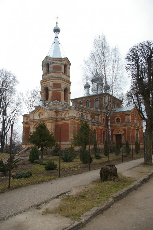 Валга (Valga). Собор Исидора Юрьевского. фасады