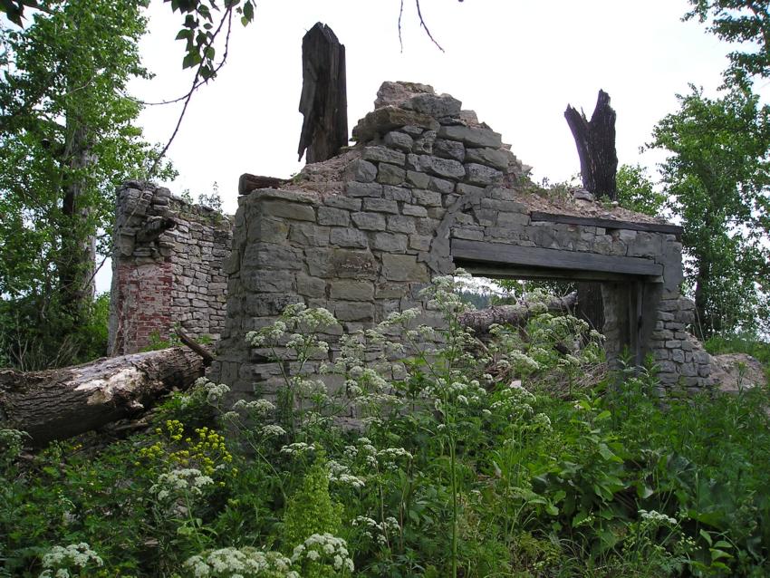 Часовня Михаила Архангела, Христолюбово (Благовещенский район, Республика Башкортостан). общий вид в ландшафте