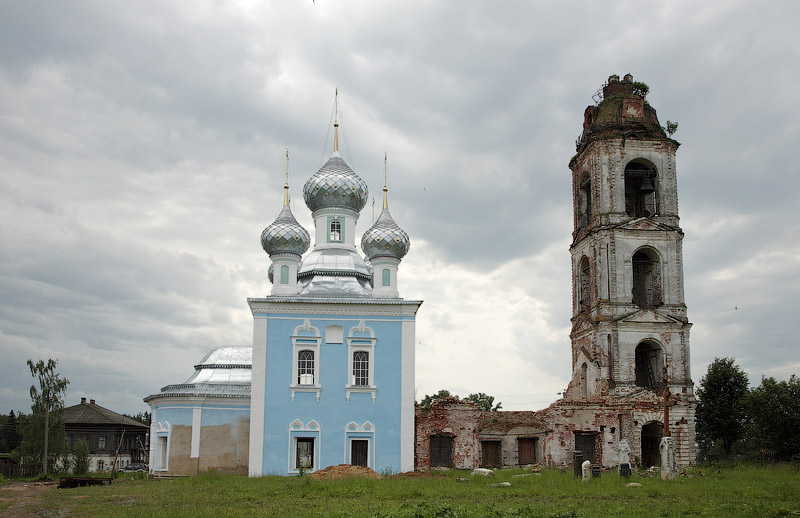 Вощажниково. Храмовый комплекс. Церкви Рождества Пресвятой Богородицы и Троицы Живоначальной с часовнями. дополнительная информация