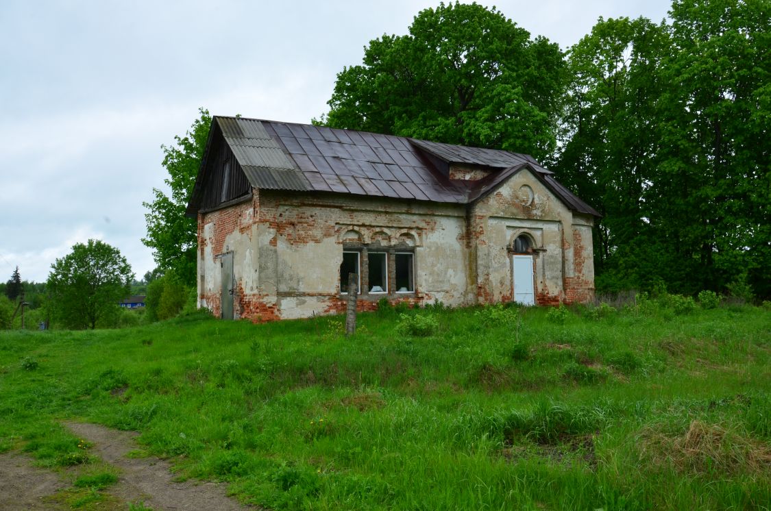 Церковь Николая Чудотворца, Морачово (Жирятинский район, Брянская область). общий вид в ландшафте