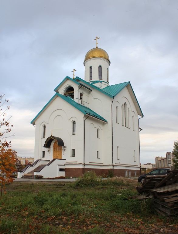 Фрунзенский район. Церковь Серафима Вырицкого. фасады