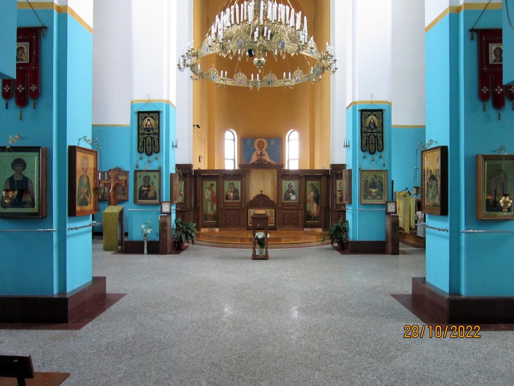 Церковь Серафима Вырицкого, Фрунзенский район (Санкт-Петербург, г. Санкт-Петербург). интерьер и убранство, Внутреннее убранство верхнего храма прп. Серафима Вырицкого.