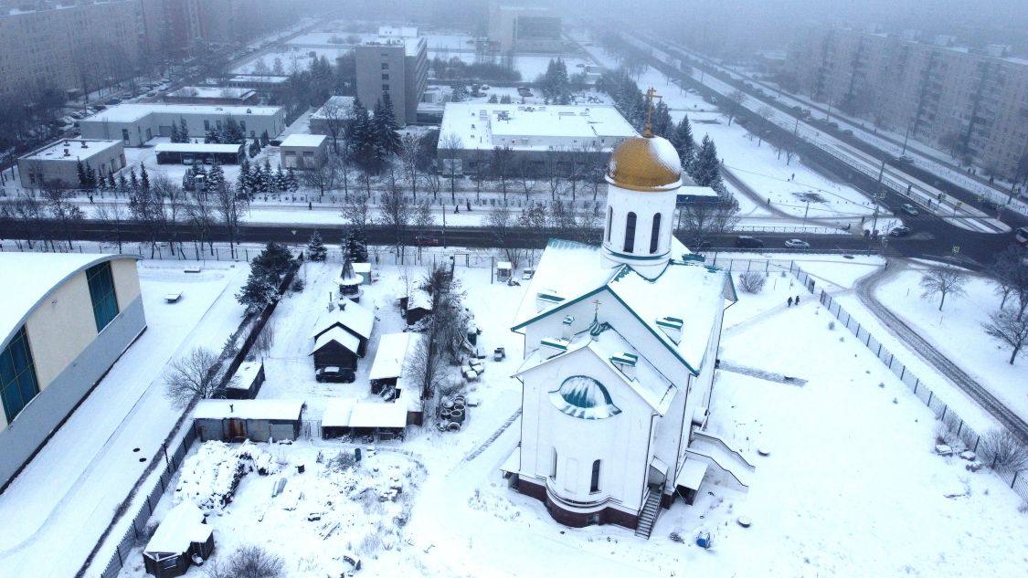 Церковь Серафима Вырицкого, Фрунзенский район (Санкт-Петербург, г. Санкт-Петербург). общий вид в ландшафте