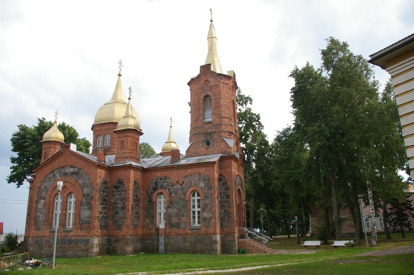 Церковь Троицы Живоначальной, Муствеэ (Mustvee) (Йыгевамаа, Эстония). фасады