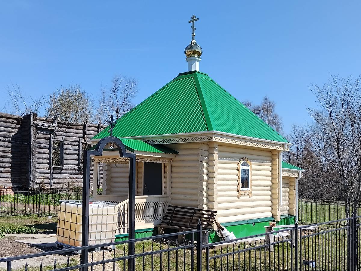 В 2024-2025 гг. около руинированного храма возведена часовня, фасады. Церковь Троицы Живоначальной, Новое Иванцево (Шатковский район, Нижегородская область)