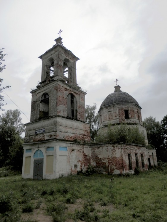 Покровское. Церковь Покрова Пресвятой Богородицы. фасады