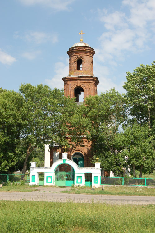 Церковь Илии Пророка, Богородское (Глазуновский район, Орловская область). общий вид в ландшафте