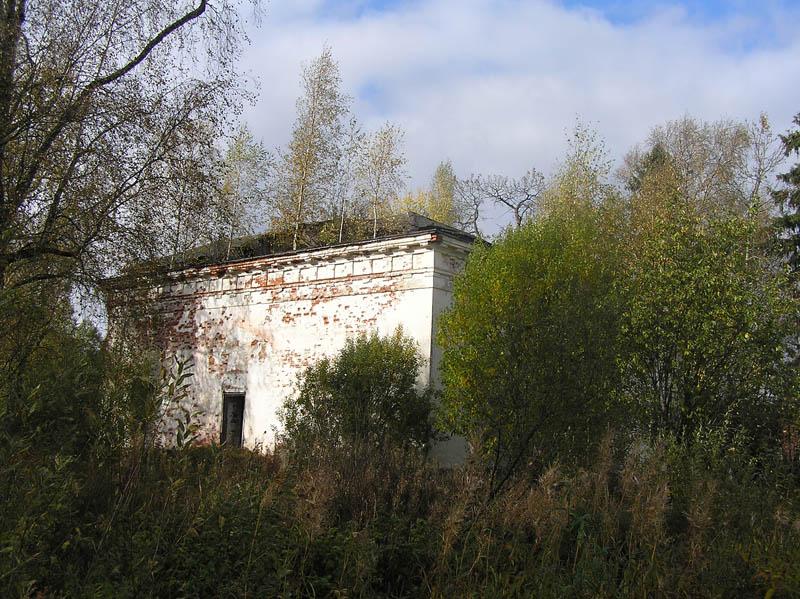 Церковь Василия Великого, Болонье (Боровичский район, Новгородская область). фасады