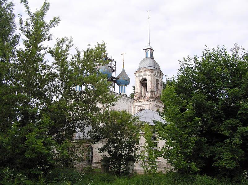 Храмовый комплекс. Церкви Благовещения Пресвятой Богородицы и Сретения Господня, Аббакумцево (Некрасовский район, Ярославская область). фасады