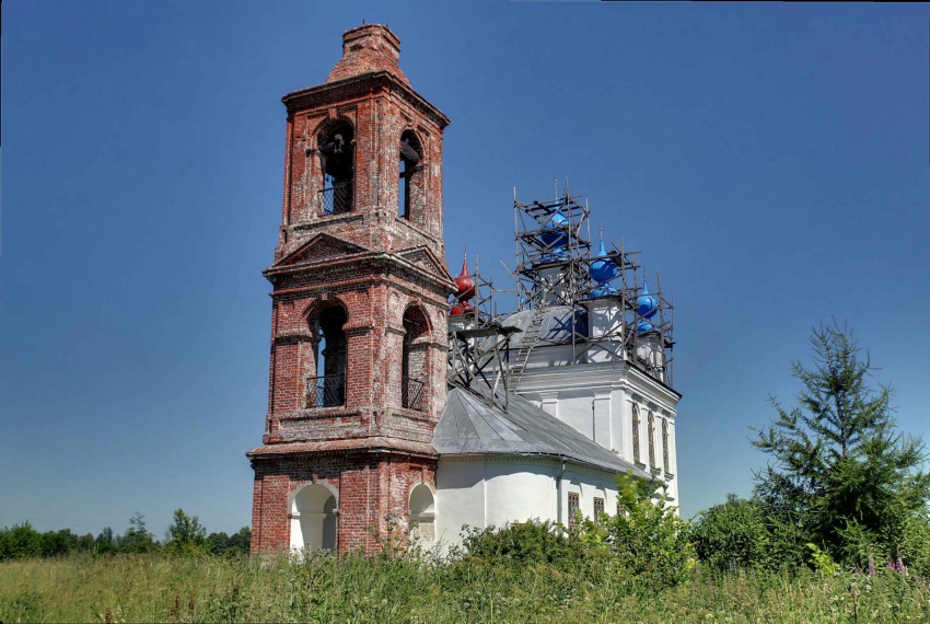 Новленское. Церковь Успения Пресвятой Богородицы. фасады