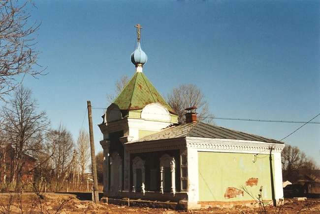 Курба. Неизвестная часовня. фасады, Часовня у Казанской церкви,с северо-восточной стороны.