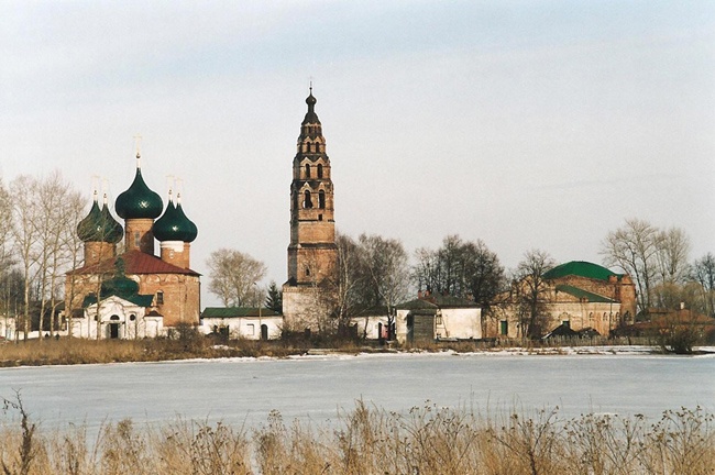 Ансамбль церквей Рождества и Покрова Пресвятой Богородицы, Великое (Гаврилов-Ямский район, Ярославская область). архитектурные детали
