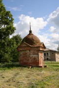 Великое. Ансамбль церквей Рождества и Покрова Пресвятой Богородицы