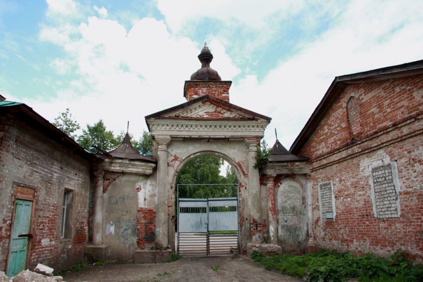 Великое. Ансамбль церквей Рождества и Покрова Пресвятой Богородицы. архитектурные детали