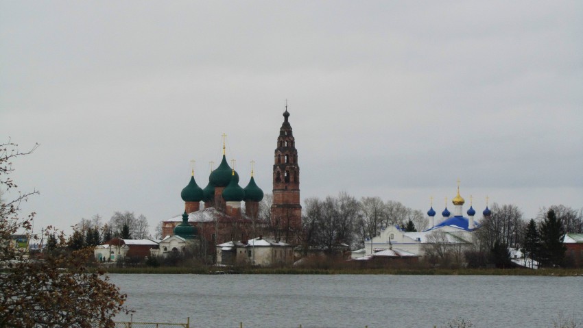 Ансамбль церквей Рождества и Покрова Пресвятой Богородицы, Великое (Гаврилов-Ямский район, Ярославская область). фасады