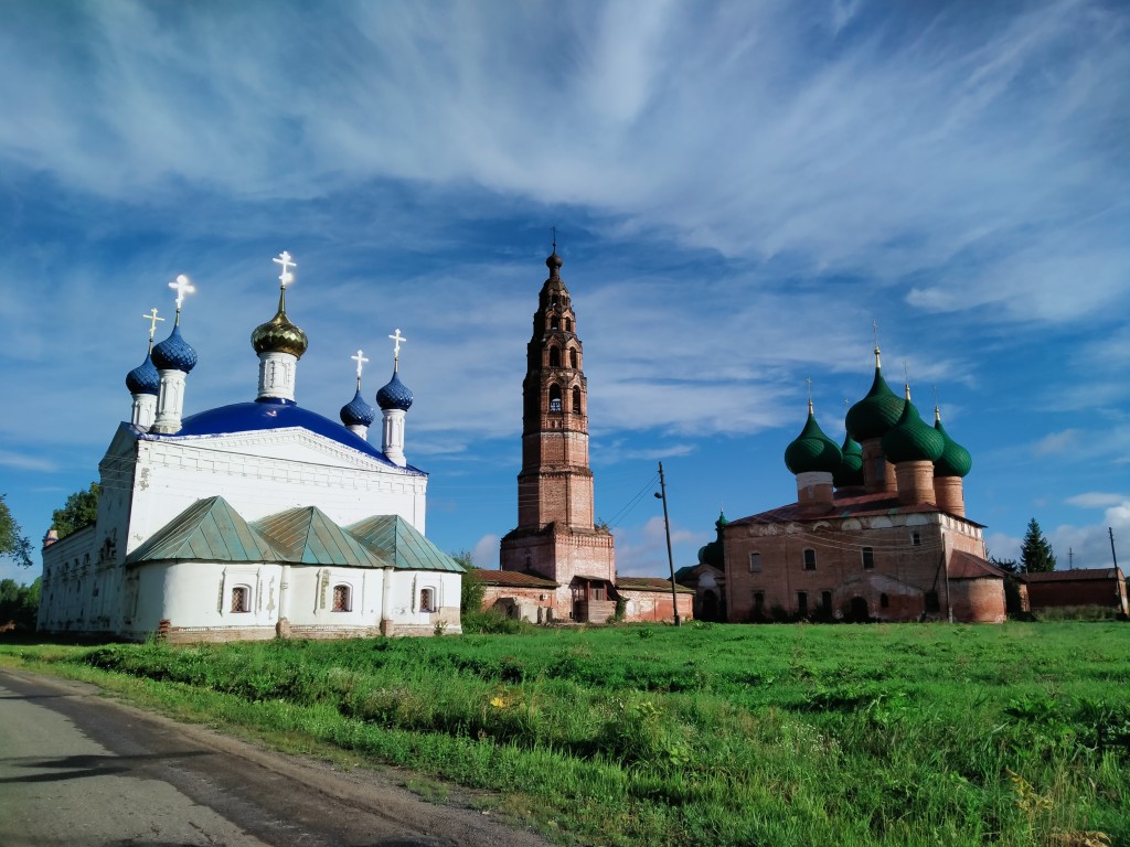 Ансамбль церквей Рождества и Покрова Пресвятой Богородицы, Великое (Гаврилов-Ямский район, Ярославская область). фасады