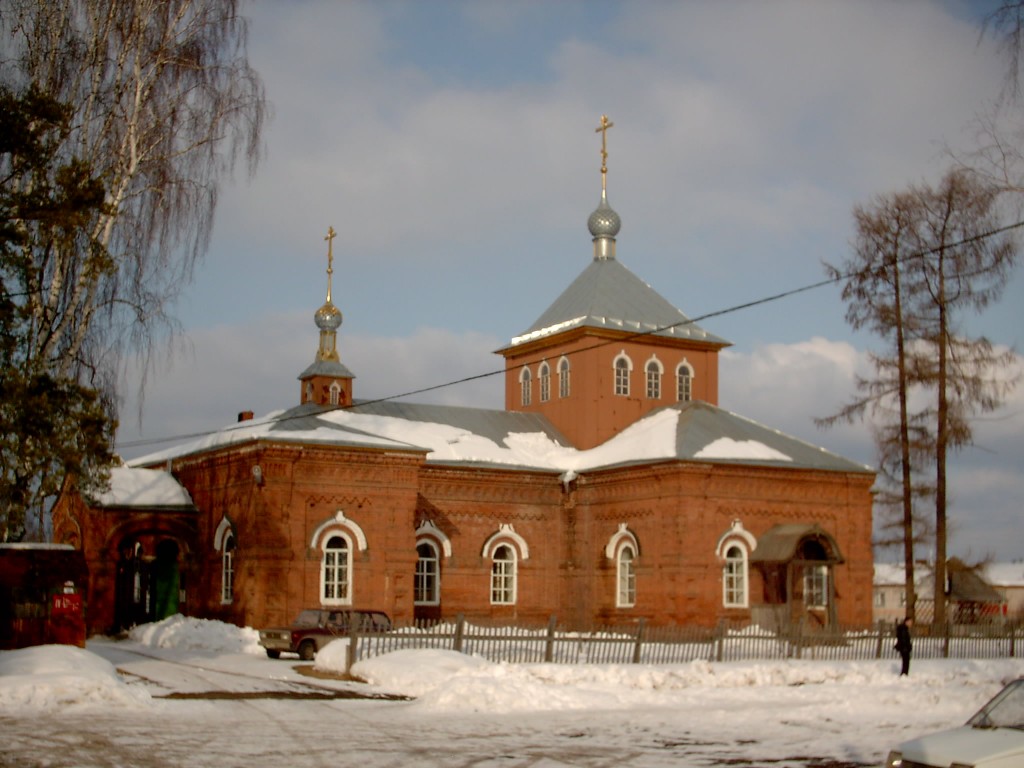 Ягул. Церковь Петра и Павла. фасады