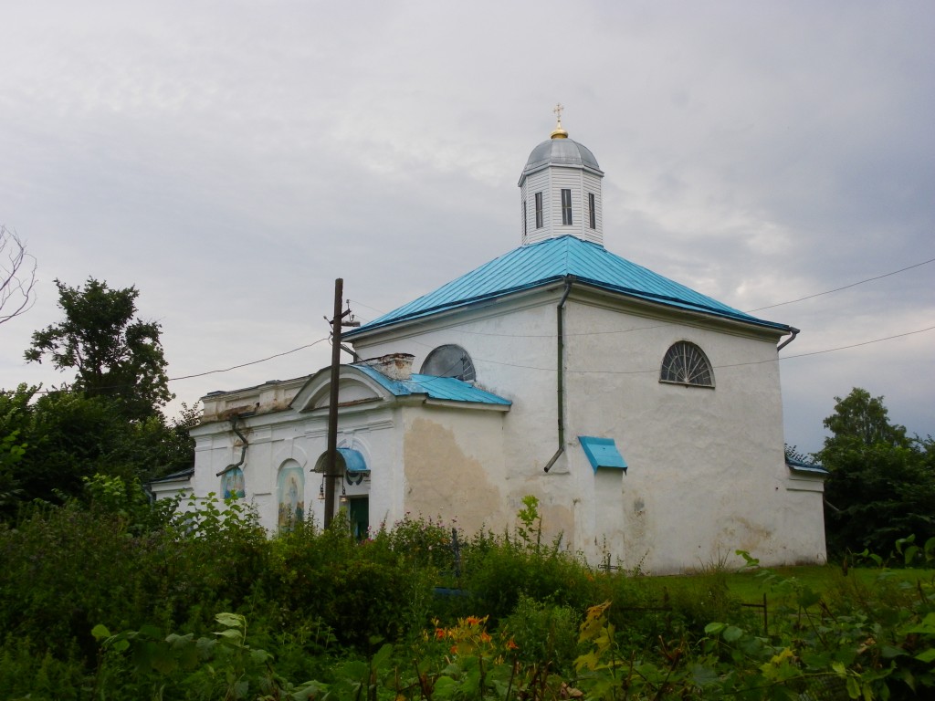 Церковь Успения Пресвятой Богородицы, Славковичи (Порховский район, Псковская область). фасады