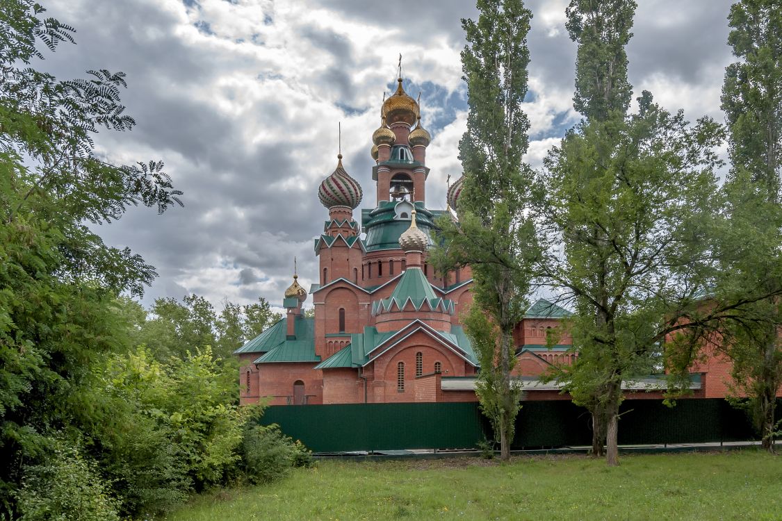 Семилуки, город. Церковь Митрофана Воронежского. фасады